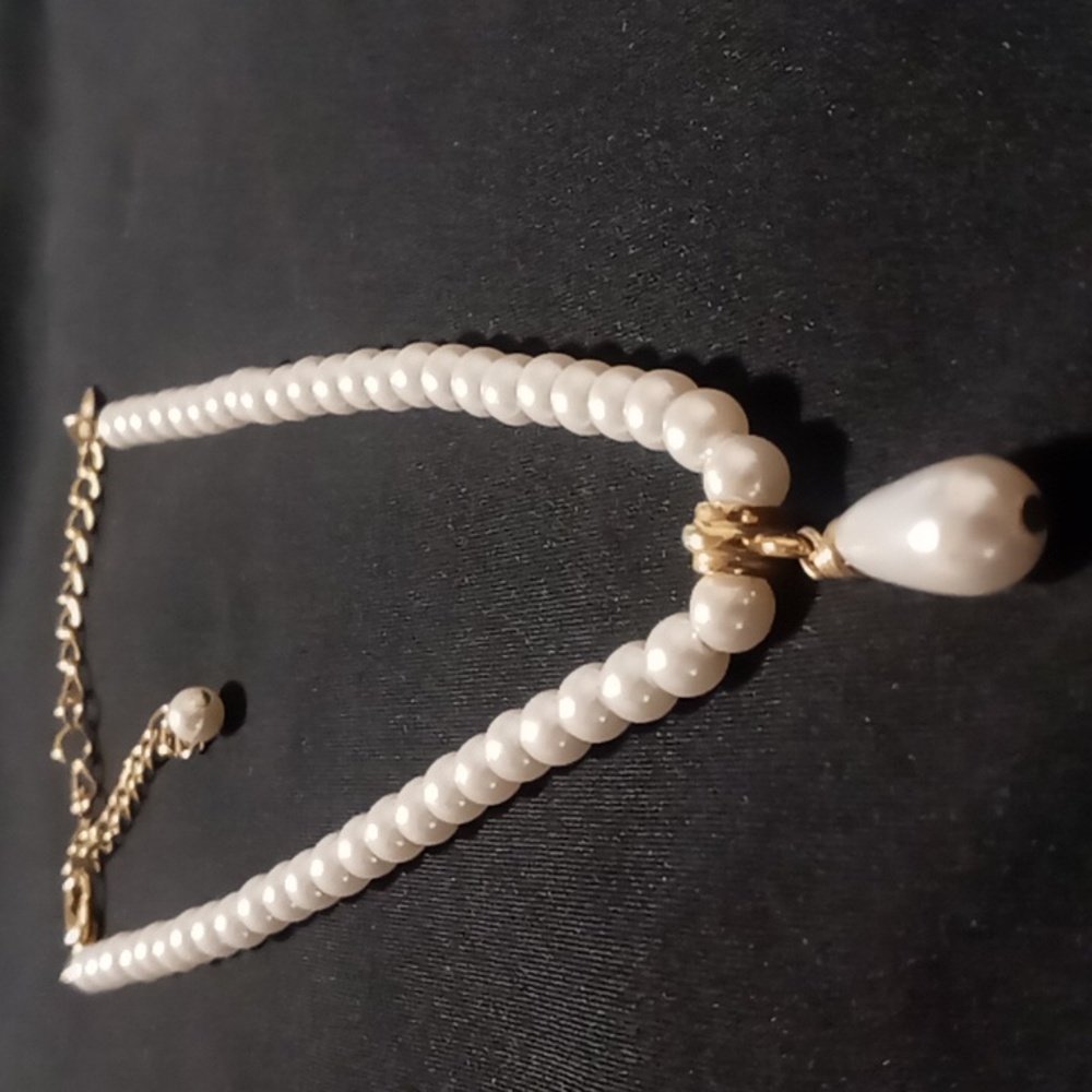 Clair's faux pearl choker necklace with accents gold tone clasp 14+2 inches long